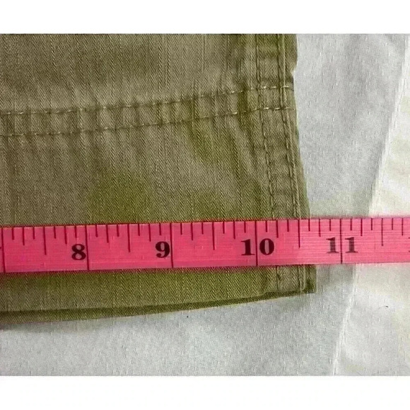 Eddie Bauer Womens Size 6 Tan Khaki Capri Wide Leg Pants Embroidered Accents - Picture 9 of 16